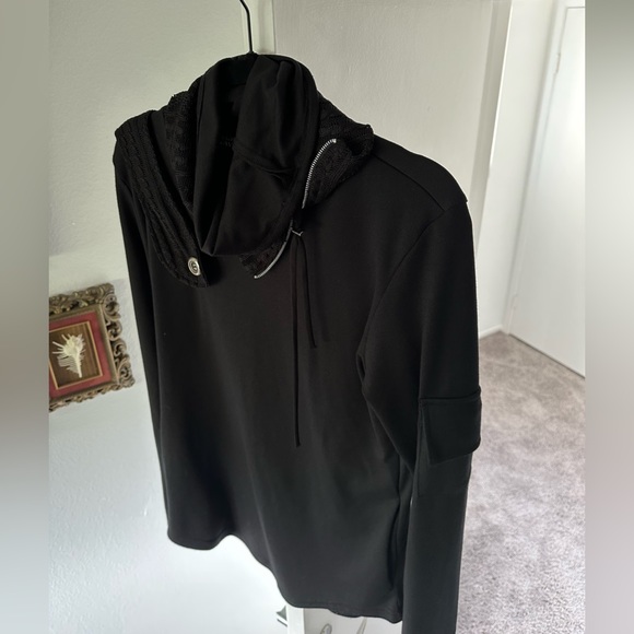 Nathalia Gaviria One-Off long Sleeve - Picture 2 of 4